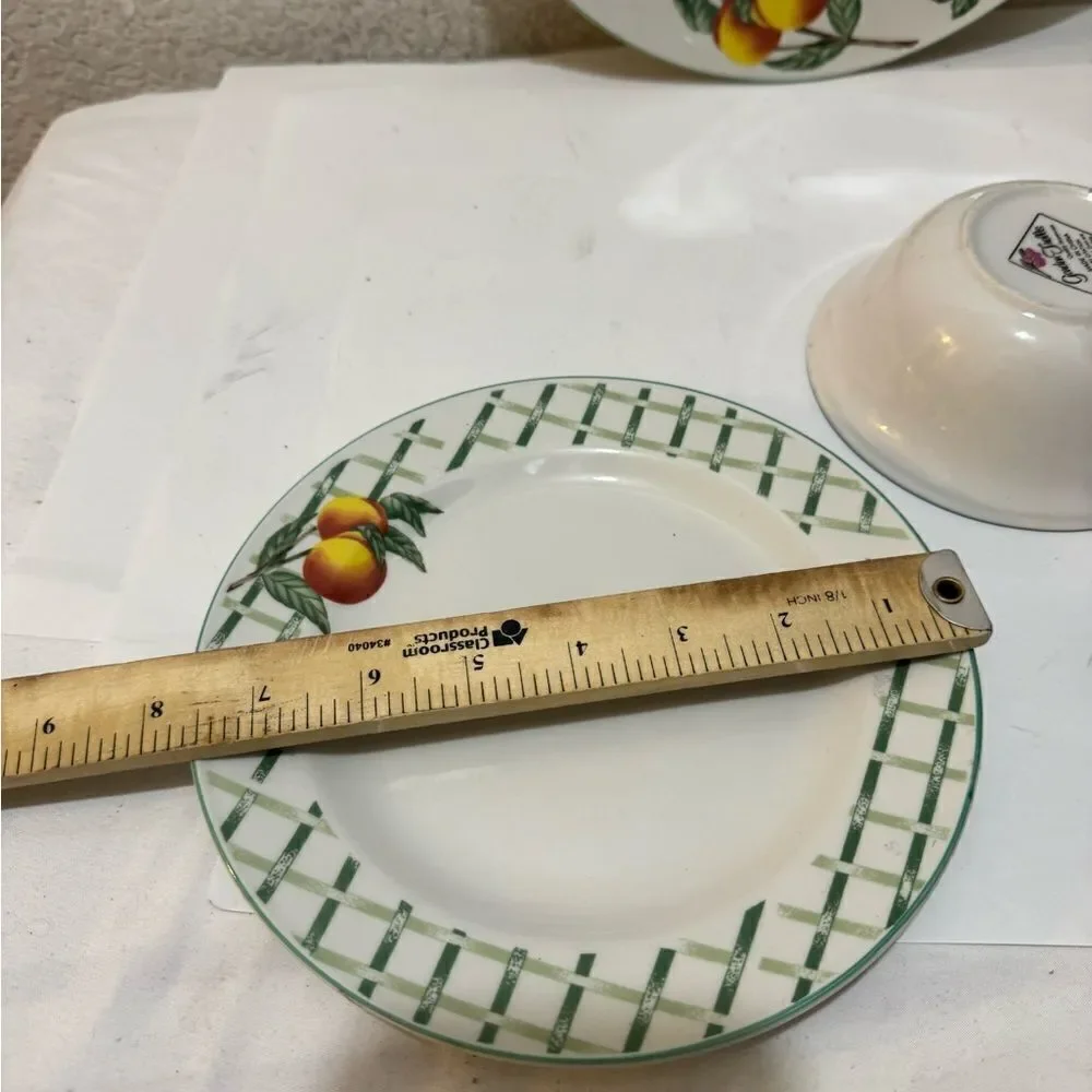 Citation Garden Trellis 4 Piece Place Setting Fruit Lattice